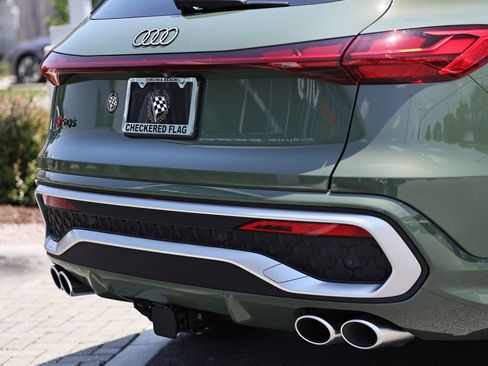 New 2026 Audi SQ5 Prestige AWD/4WD image 9