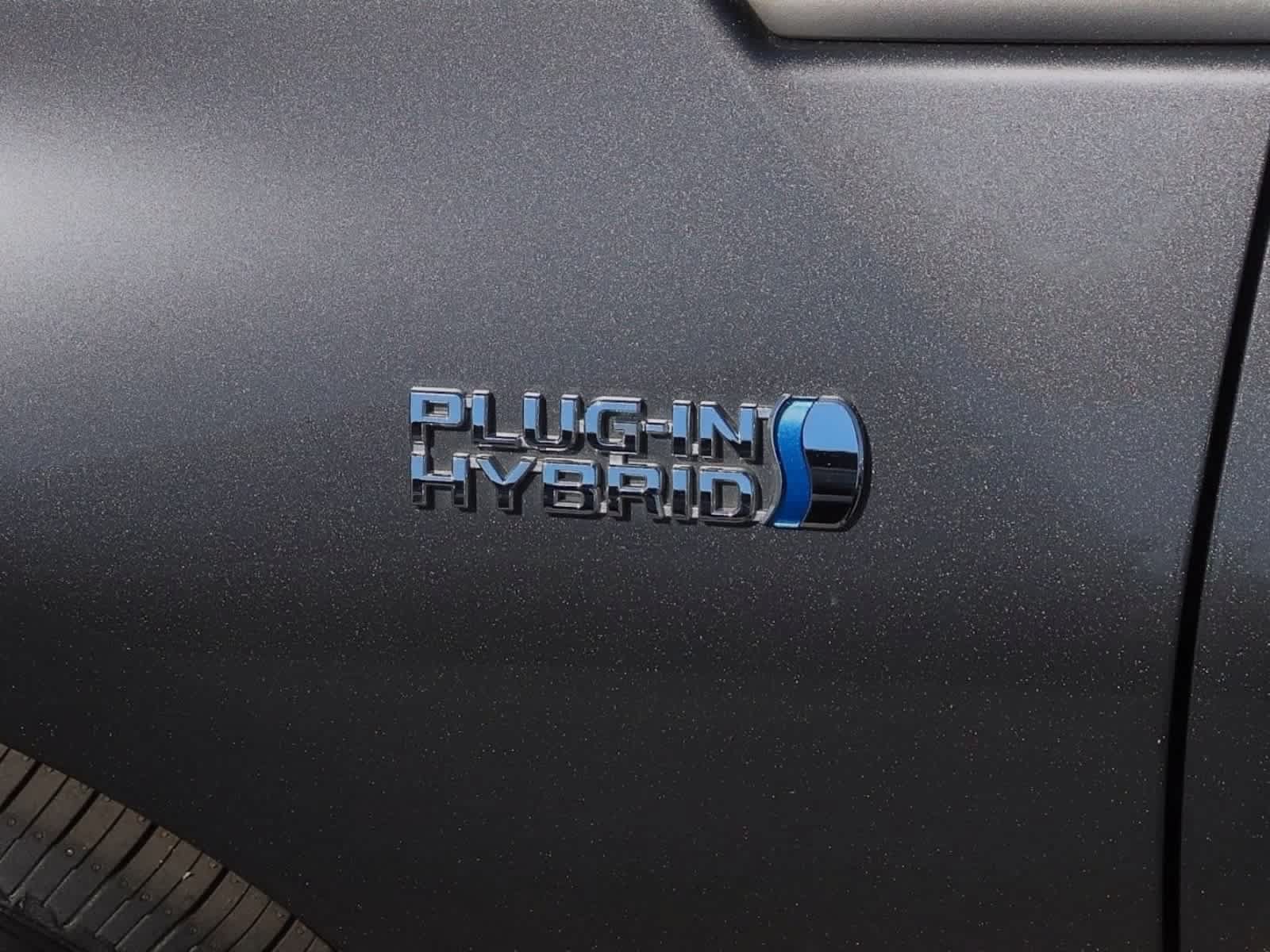 Used 2022 Toyota Prius Prime XLE FWD image 16