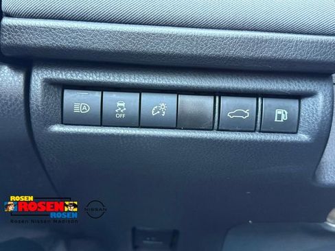 Used 2025 Toyota Camry LE FWD image 16