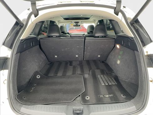 Used 2023 INFINITI QX50 Luxe FWD image 16