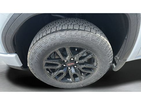 New 2026 GMC Sierra 1500 Elevation AWD/4WD image 26