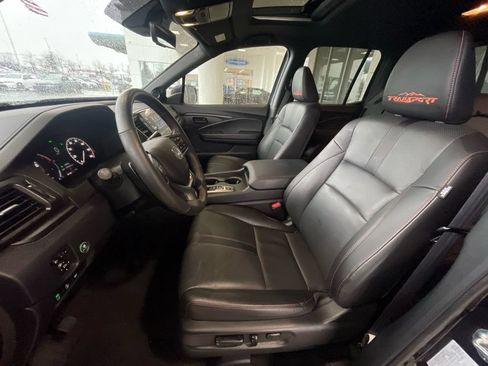 Certified 2025 Honda Ridgeline TrailSport+ image 4