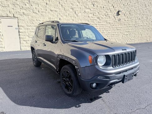Used 2018 Jeep Renegade Sport w/ Power & Air Group image 7