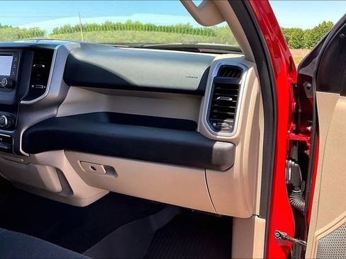 Used 2019 RAM 1500 Big Horn AWD/4WD image 27