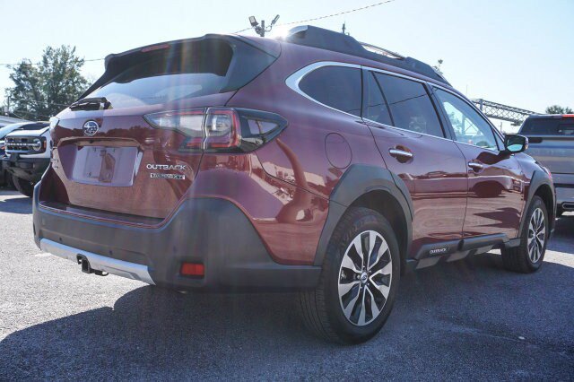 Used 2024 Subaru Outback Touring XT w/ Tech Package 3 AWD/4WD image 4