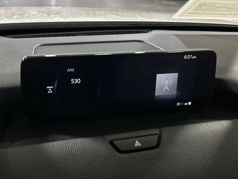 Used 2024 MAZDA CX-90 3.3 Turbo w/ Preferred Plus image 22