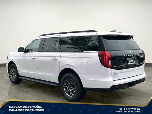Used 2025 Ford Expedition Max Active AWD/4WD image 4