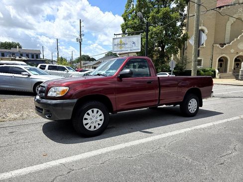 Used 2006 Toyota Tundra 2WD Regular Cab image 2