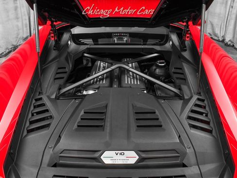 Used 2020 Lamborghini Huracan EVO image 53