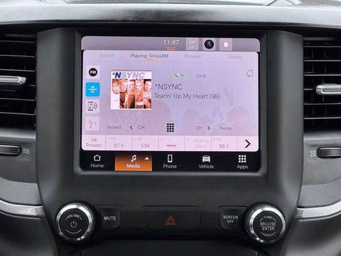 Used 2024 RAM 2500 Big Horn w/ Bed Utility Group image 3