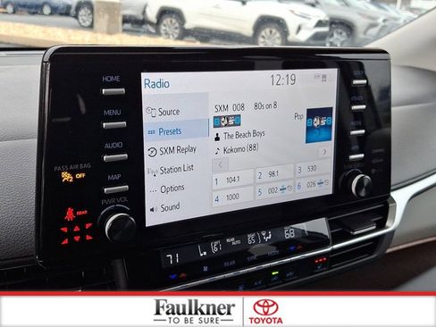 Certified 2024 Toyota Sienna XLE image 18