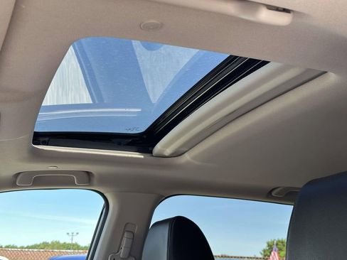 Used 2023 Honda CR-V EX-L image 18