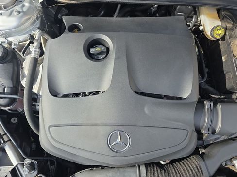 Used 2019 Mercedes-Benz GLA 250 image 36