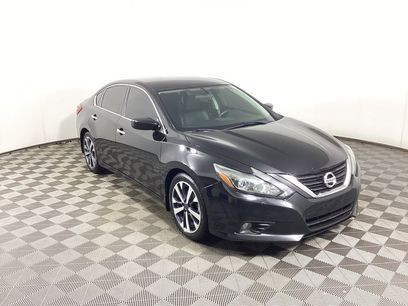 Used 2016 Nissan Altima 2.5 SR w/ LED Appearance Package