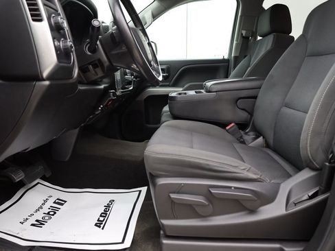 Used 2018 Chevrolet Silverado 1500 LT image 11