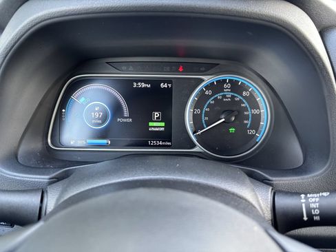 Used 2024 Nissan Leaf SV Plus FWD image 17