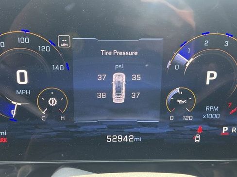 Used 2025 Chevrolet Tahoe LT image 30