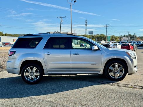 Used 2015 GMC Acadia Denali image 4