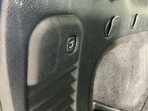 Used 2017 Jeep Grand Cherokee Laredo image 30