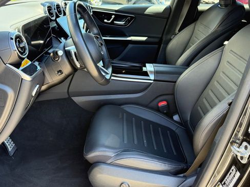 Used 2023 Mercedes-Benz GLC 300 image 28