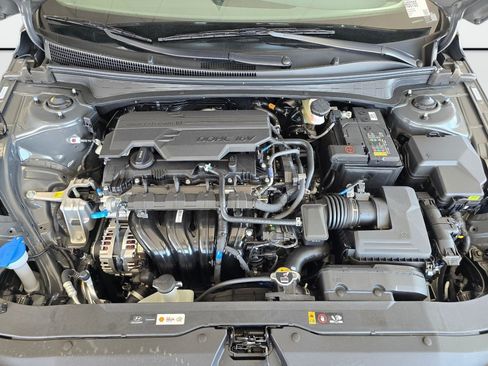 New 2026 Hyundai Elantra Sport FWD image 13