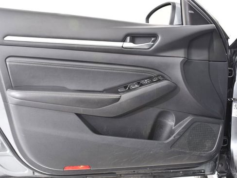 Used 2020 Nissan Altima 2.5 SL image 25