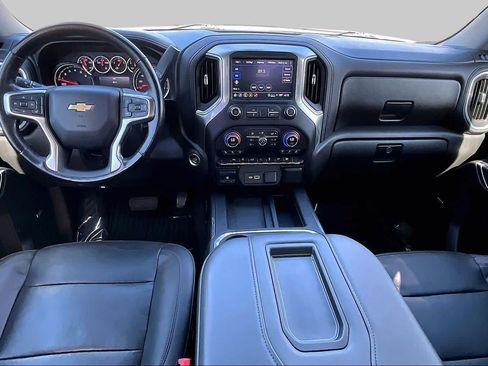 Used 2021 Chevrolet Silverado 1500 LTZ w/ LTZ Convenience Package II AWD/4WD image 15
