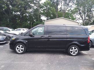 Used 2023 Mercedes-Benz Metris Passenger video 4