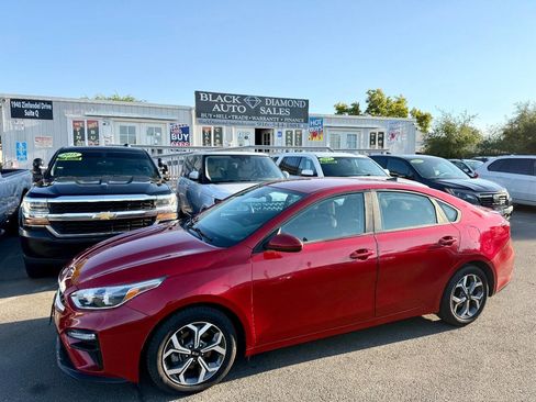 Used 2021 Kia Forte LXS image 7