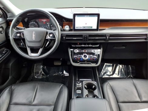 Certified 2020 Lincoln Corsair Reserve w/ Elements Package AWD/4WD image 17