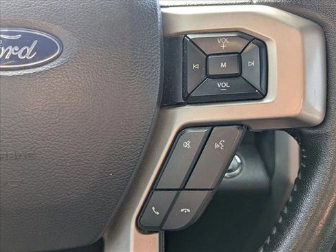 Used 2019 Ford F150 Lariat w/ Trailer Tow Package image 12