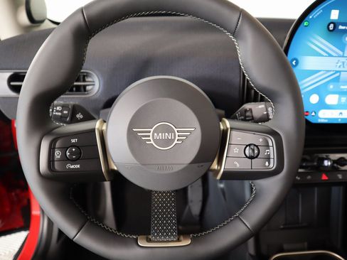 New 2025 MINI Cooper S image 4