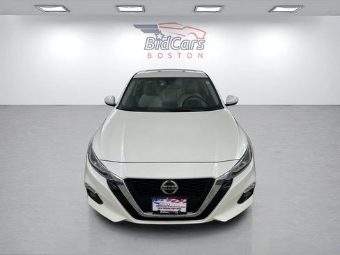 Used 2020 Nissan Altima 2.5 SV FWD image 2