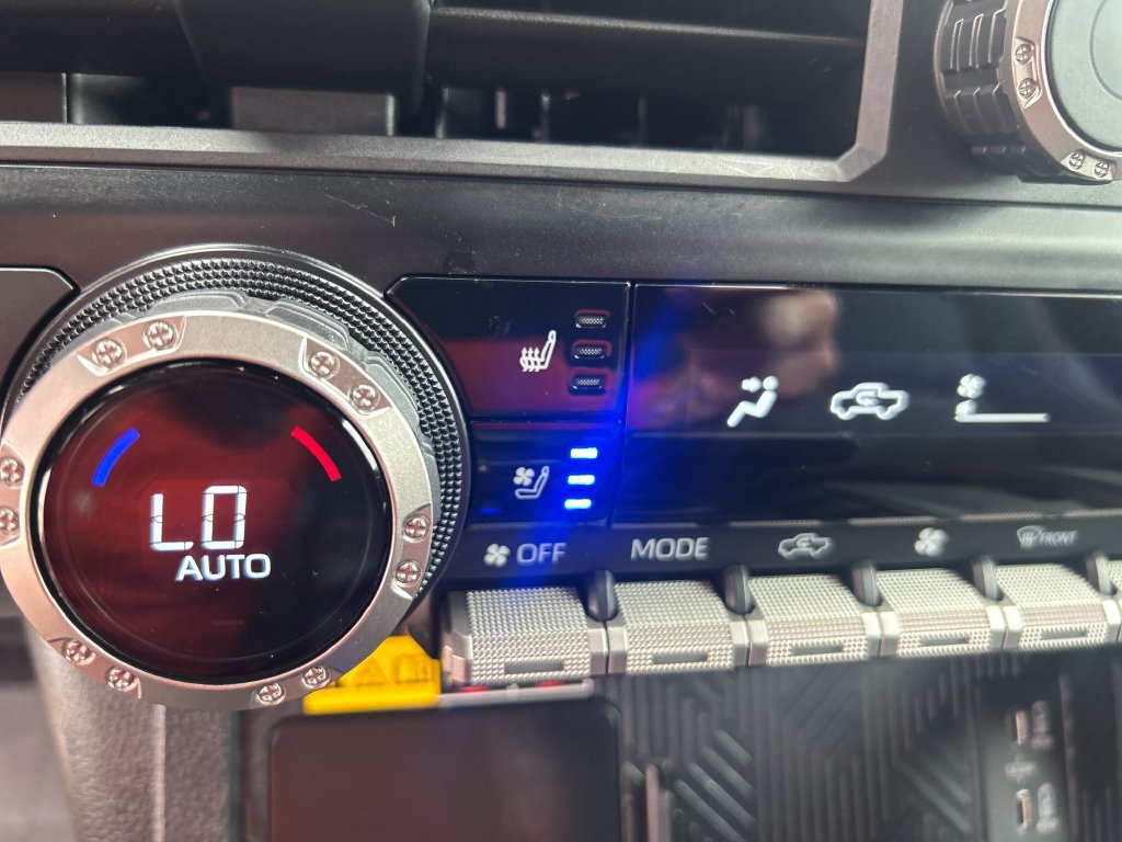 Certified 2024 Toyota Tacoma 4x4 Double Cab Hybrid image 31