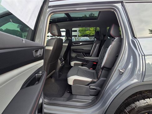 New 2026 Volkswagen Atlas Peak Edition AWD/4WD image 27