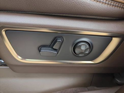 Used 2025 RAM 1500 Limited AWD/4WD image 26