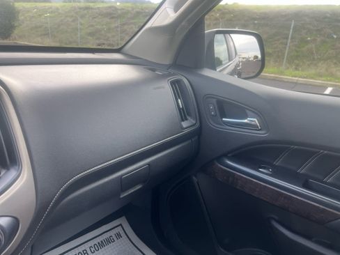 Used 2021 GMC Canyon Denali image 24