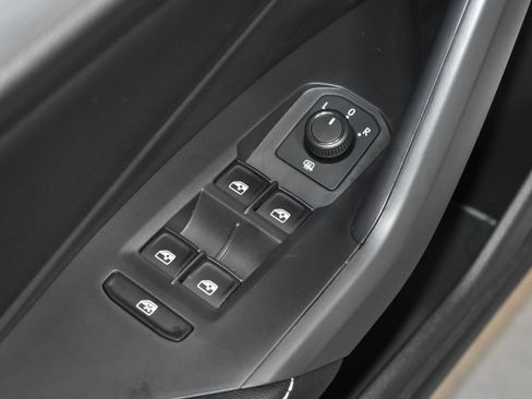 New 2026 Volkswagen Jetta Sport FWD image 4