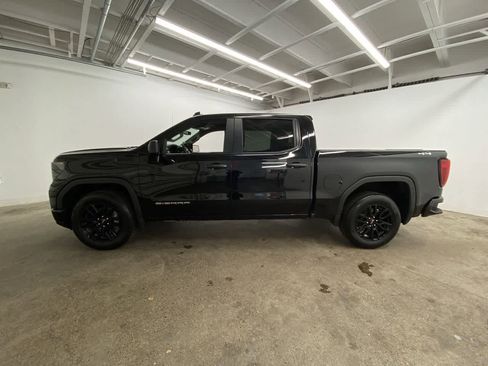 Used 2024 GMC Sierra 1500 Pro w/ Graphite Edition image 3