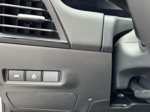 New 2026 Nissan Sentra SV FWD image 29