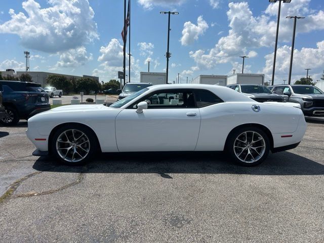 Used 2022 Dodge Challenger GT RWD image 6
