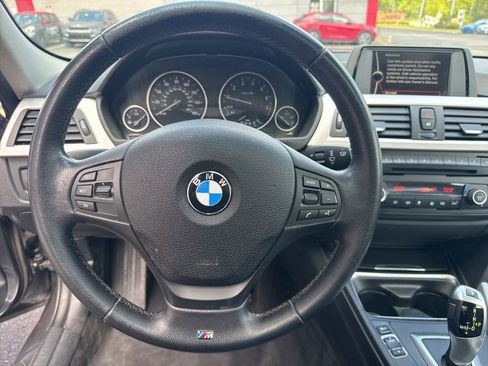 Used 2013 BMW 328i xDrive Sedan AWD/4WD image 23