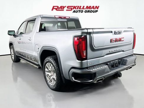 Used 2023 GMC Sierra 1500 Denali w/ Technology Package AWD/4WD image 5