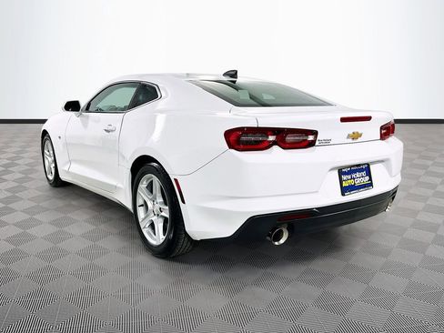 Used 2023 Chevrolet Camaro LT RWD image 5