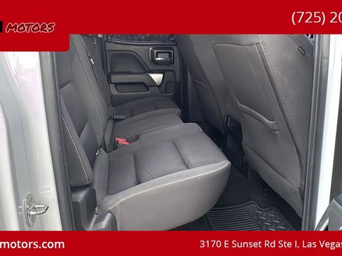 Used 2018 Chevrolet Silverado 1500 LT AWD/4WD image 12
