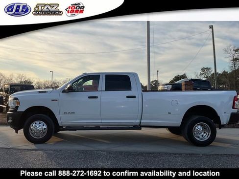 Used 2020 RAM 3500 Tradesman image 4