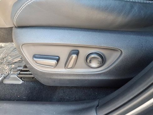 Used 2022 Toyota RAV4 XLE Premium image 37