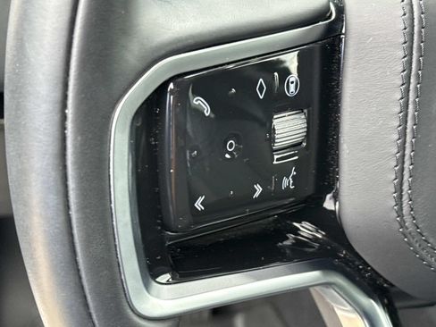 Used 2025 Land Rover Range Rover Sport AWD/4WD image 23