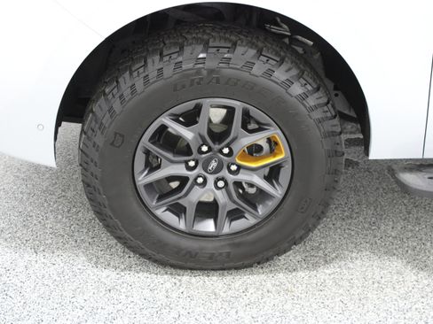 Used 2025 Ford Expedition Tremor AWD/4WD image 11