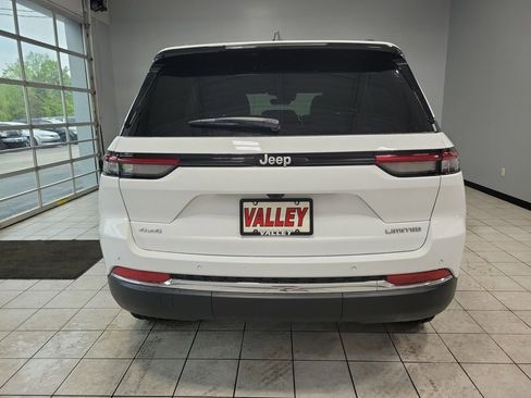 New 2025 Jeep Grand Cherokee Limited AWD/4WD image 5